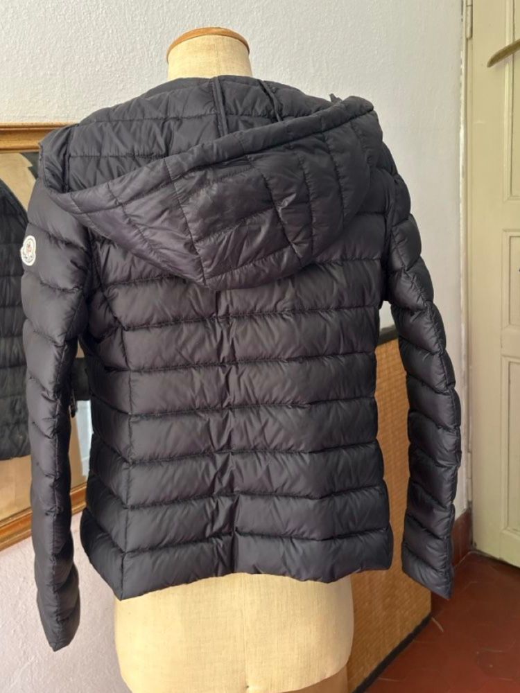 Moncler Jacken: Moncler Jacke Daunen Gr 1 – Gebraucht aus Winterthur von prenzlgirl 1