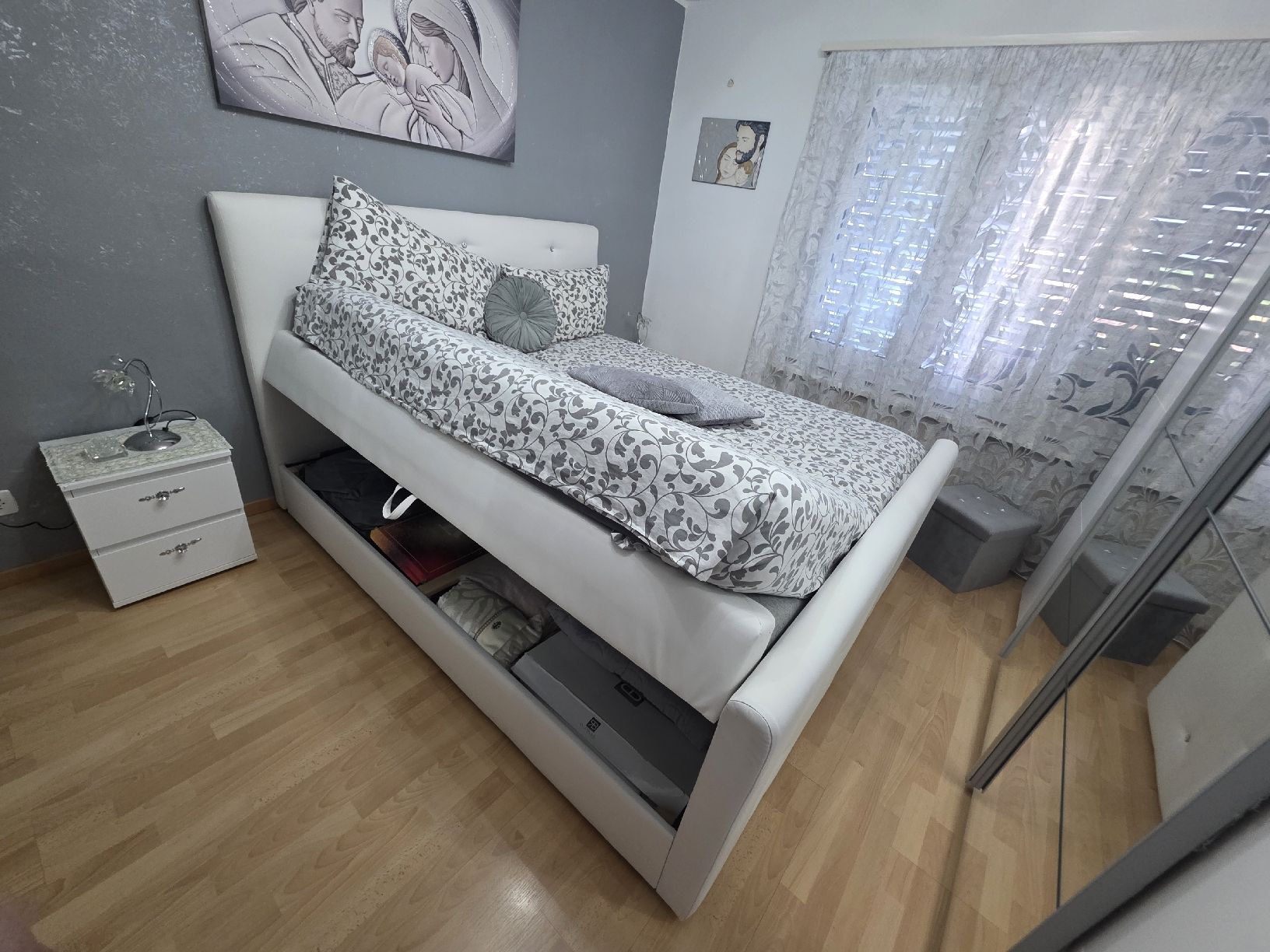 Letti: Komplettes Schlafzimmerset mit Boxspringbett – Usato da Zuchwill venduto da pre_dqj2 6
