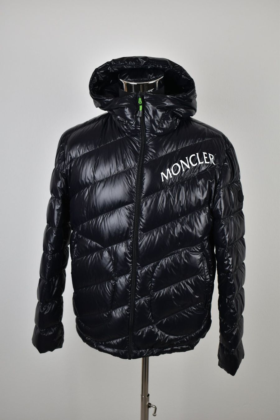 Moncler Jacken: Moncler "Shama" Daunenjacke Gr.1 (46) – Neu (gemäss Beschreibung) aus Nürensdorf von 2ND_STORY