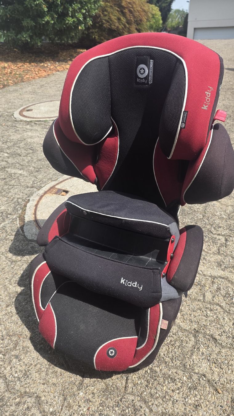 Kiddy Sièges auto: Autositz Kiddy Guardianfixpro2 – D'occasion à Dietikon par alanda01