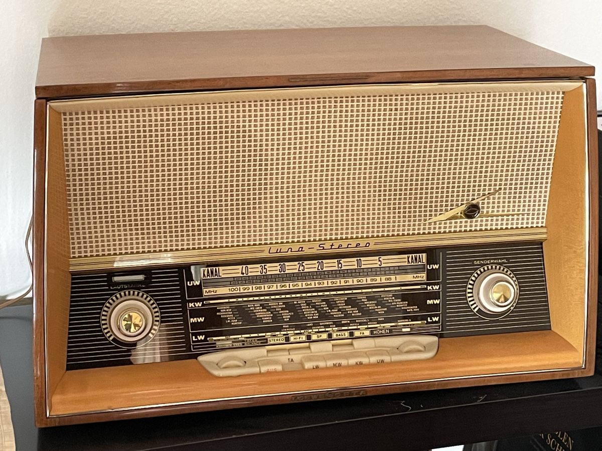 Loewe Radios: Loewe Opta Luna-Stereo – Gebraucht aus Oftringen von Jradioman 2