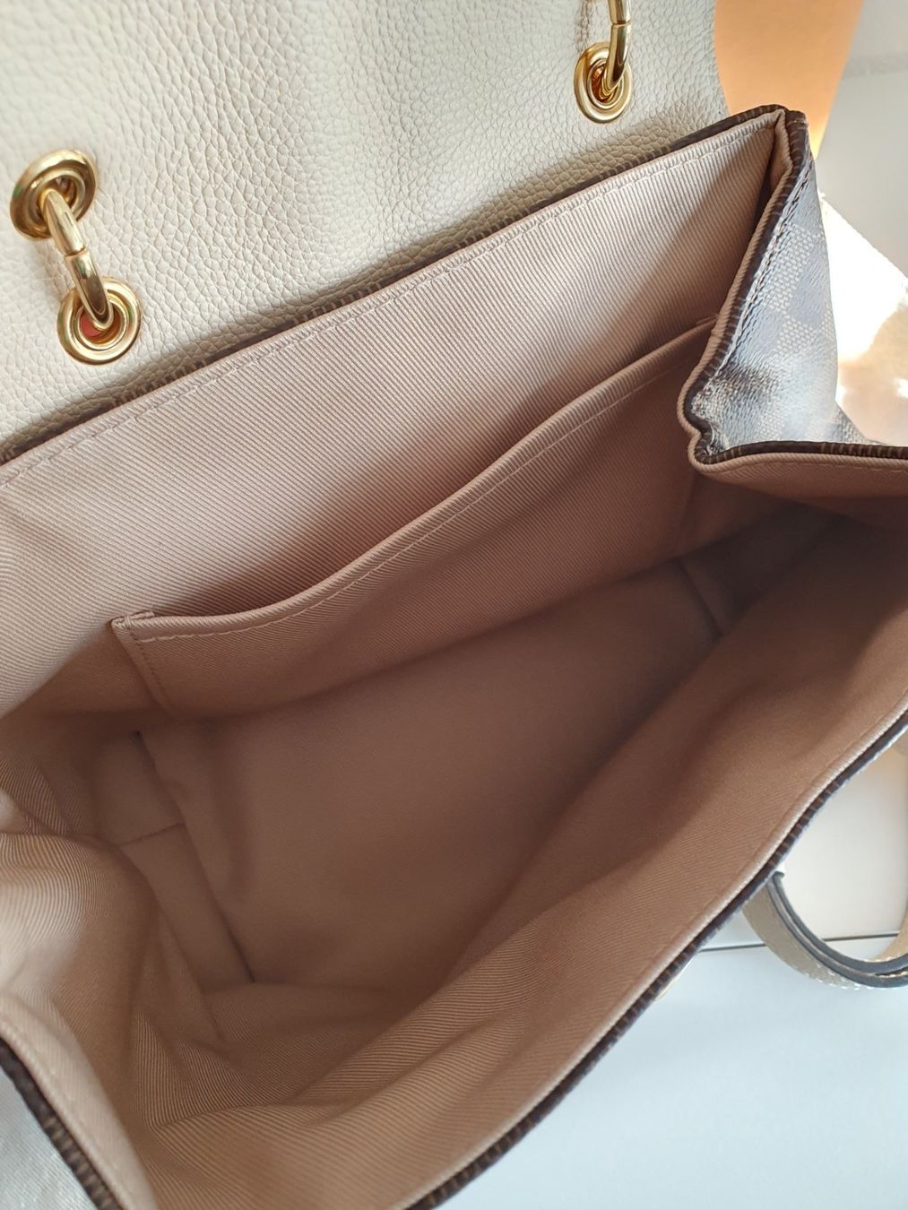 Louis Vuitton Zaini: Louis Vuitton Clapton Rucksack – Usato da Buch am Irchel venduto da mykira 2