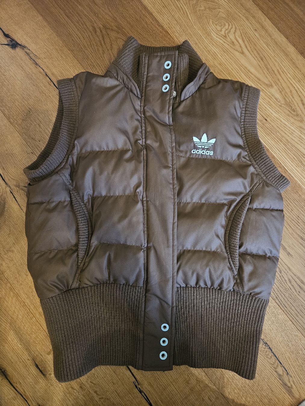 Adidas Gilets & Westen: Adidas Originals – Gebraucht aus Mollis von kaleidoscope