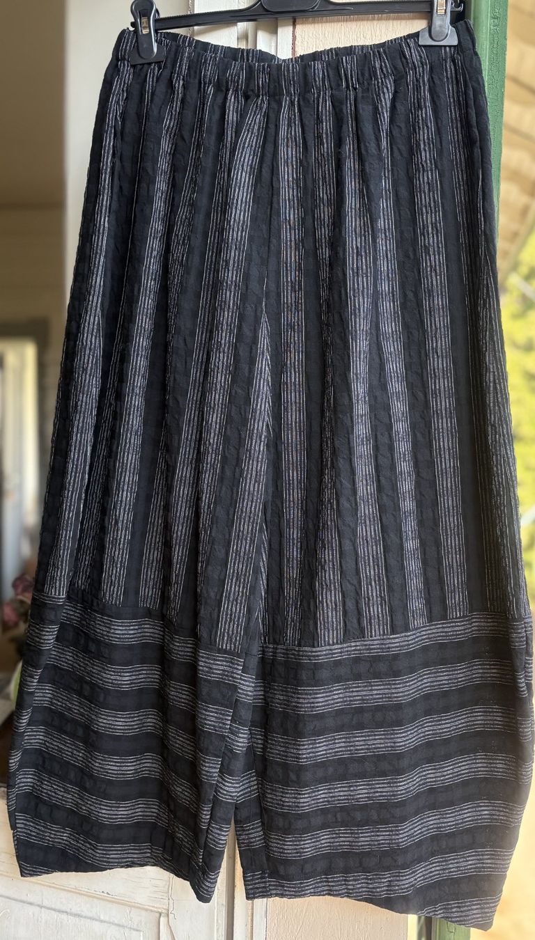 Hosen: Pantaloni misto cotone! M – Neu und originalverpackt aus Locarno von DBSiesta