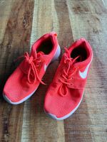 Sportschuhe
