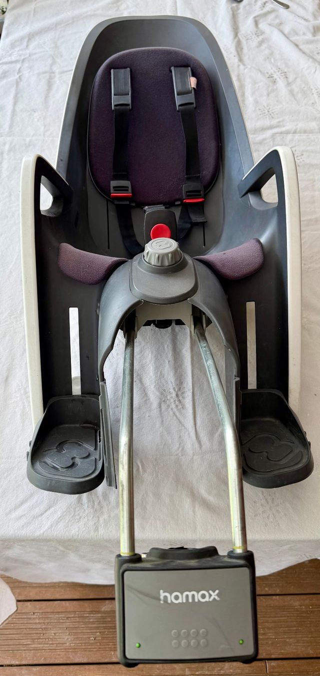 Hamax Ersatzteile: Hamax Caress Velokindersitz schwarz, Rahmenhalterung – Gebraucht aus Affoltern am Albis von bea_7bk6