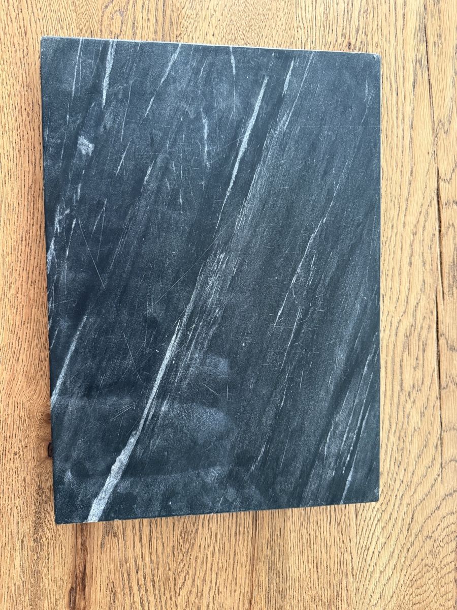Tutte le decorazioni: Schwarze Marmorplatte H&M Home  – Usato da Zürich venduto da jan_f7r2