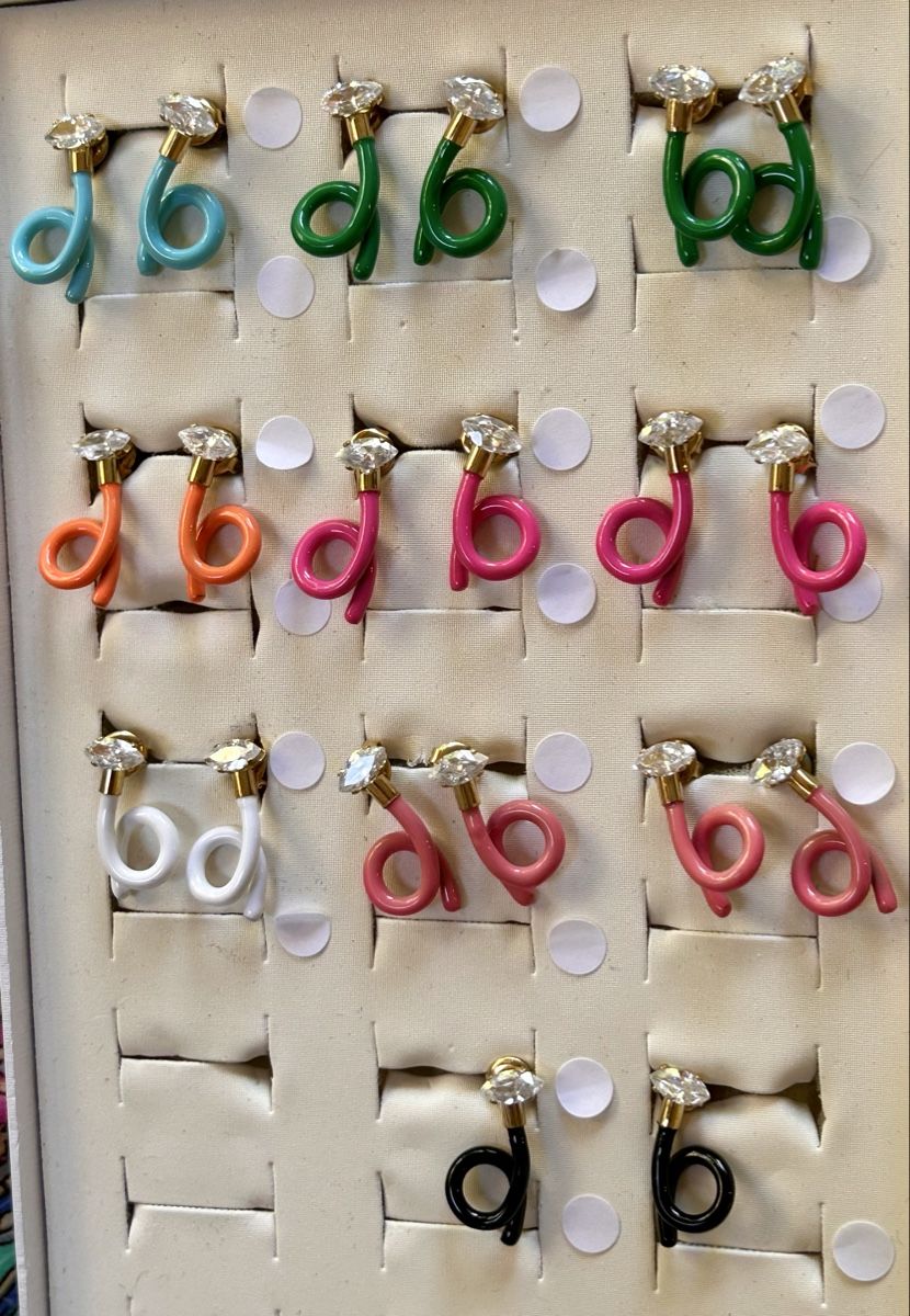 Orecchini pendenti & Orecchini a lobo: Boucles dorées émail – Nuovo e nell'imballaggio originale da ANIèRES venduto da feuillette 2