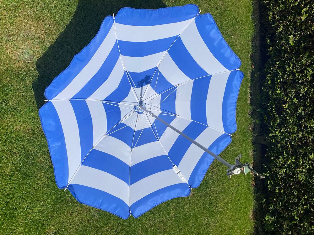 Sonnenschirm 120 cm mit Halterung zum anschrauben und drehen Kaufen