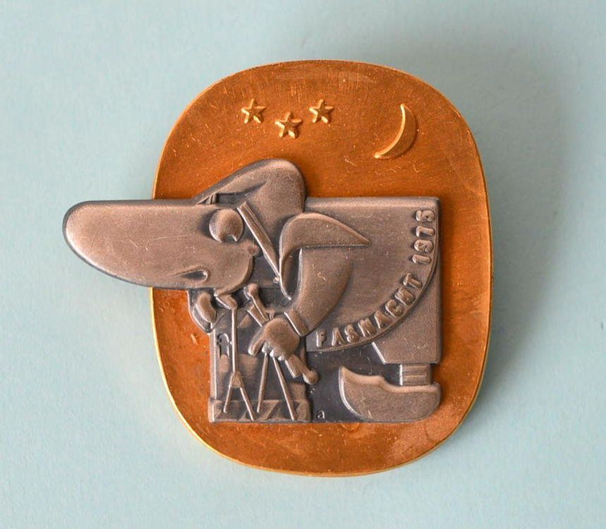 BG6674 - INSIGNE BADGE ABZEICHEN - FASNACHT 1975 - SUISSE