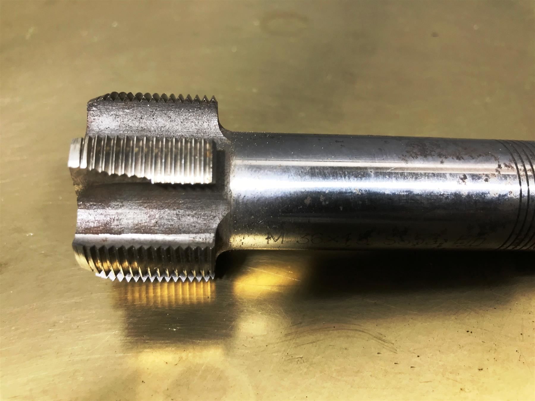 Tutti gli attrezzi: Gewindebohrer M36 x 1,5mm – Usato da Laufenburg venduto da Sirluger 3