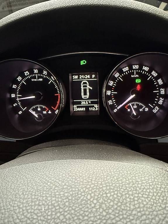 Automobili: Skoda 4x4 superb combi – Usato da locarno venduto da Chiconess1 6