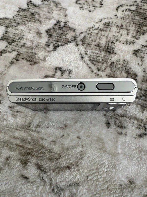 Sony Fotocamera: Sony Cyber-shot DSC W320 – Usato da Reinach BL venduto da colmarer 2