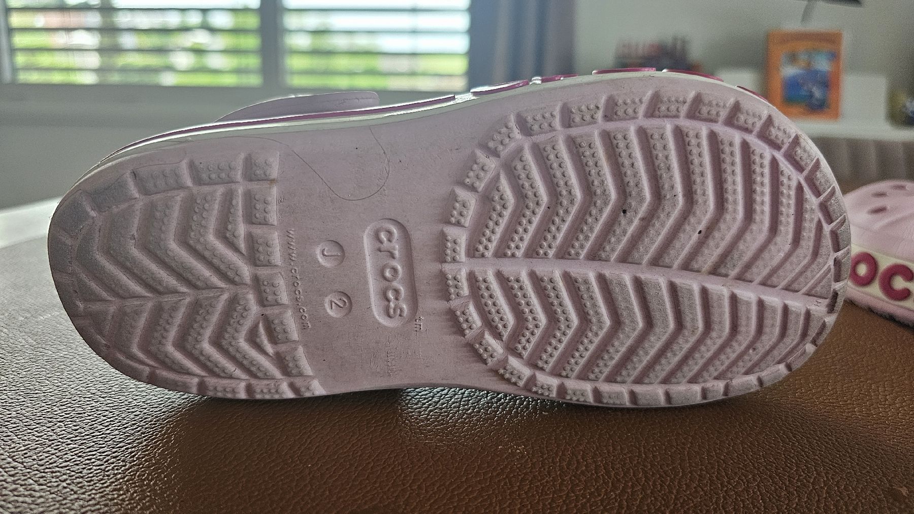 Crocs Chaussures garçon: crocs J2 33/34 pink – D'occasion à Russikon par marcello375 4