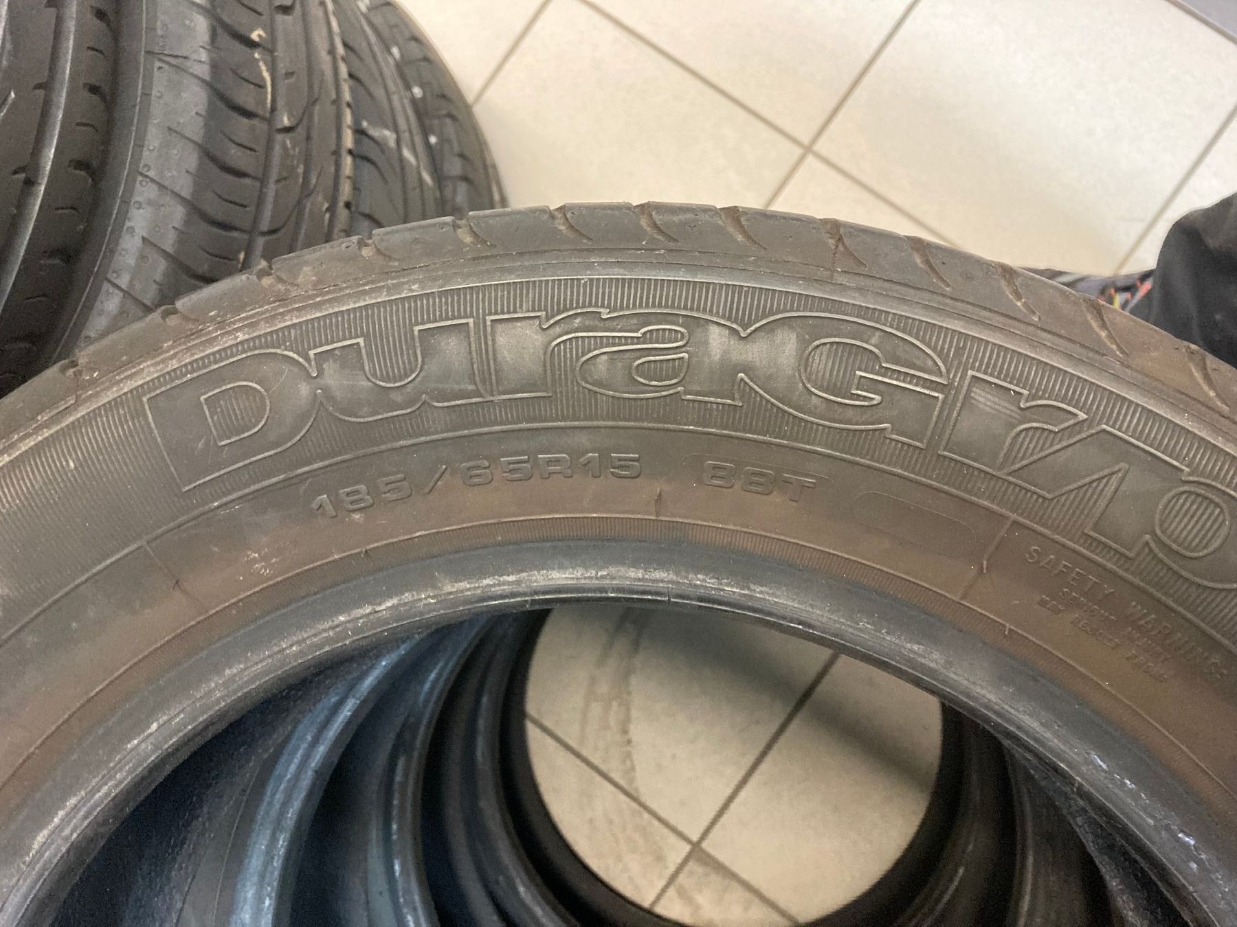 Pneus & Kompletträder: 185/65R15 Sommerpneu Good Year – Gebraucht aus Cham von WB2223 1