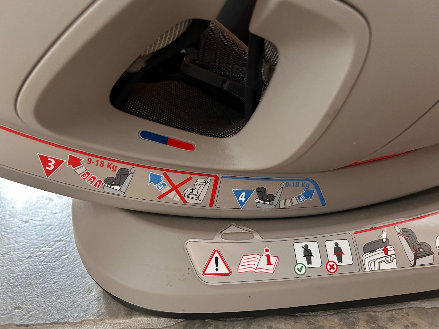 Kiwy Seggiolini per auto: Kiwy Kindersitz - Rotating ISOFIX Base - 0-18kg – Usato da Zürich venduto da ben_lig 7