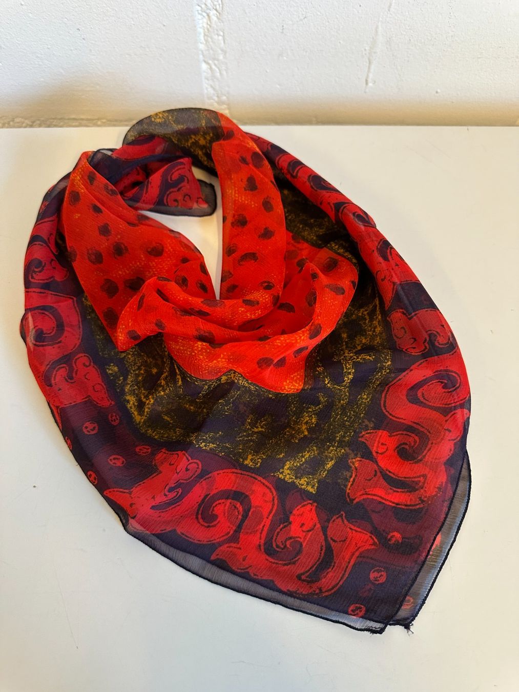 Foulard & Sciarpe: Tuch von Chacok – Usato da Urdorf venduto da Erika666
