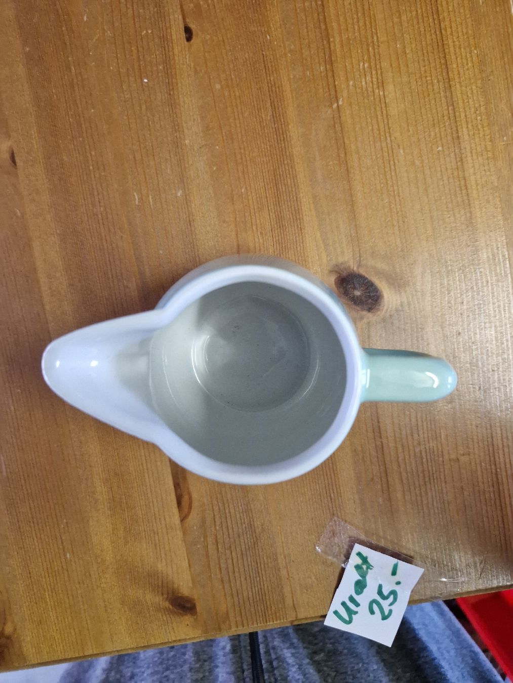 Rössler Teiere: Hübsches Milchkännchen, hellgrün,  Rössler 10cm – Usato da Mörigen venduto da Clio111 2