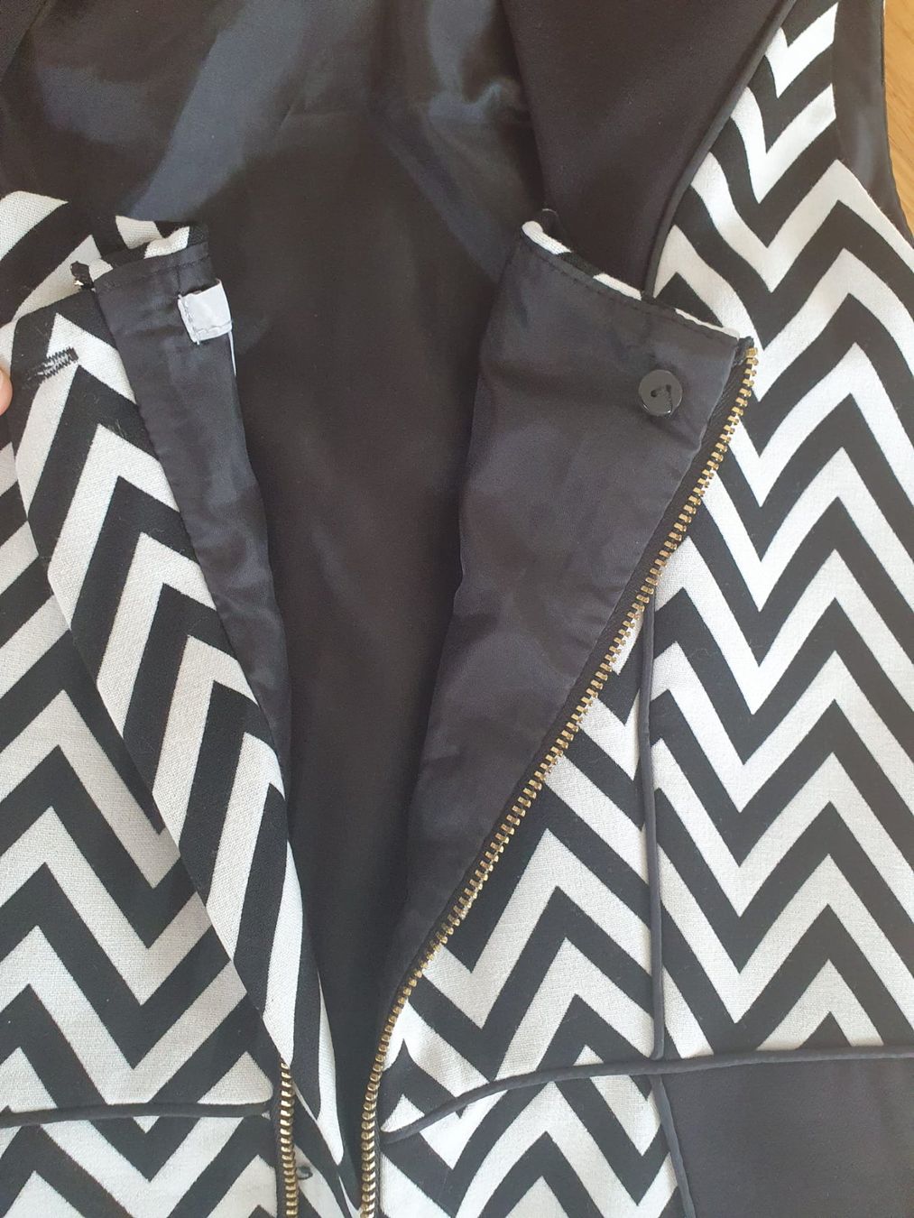 H&M Vestiti: Schwarz/weiss Kleid Gr.36 – Usato da Schaffhausen venduto da sabrina915 7