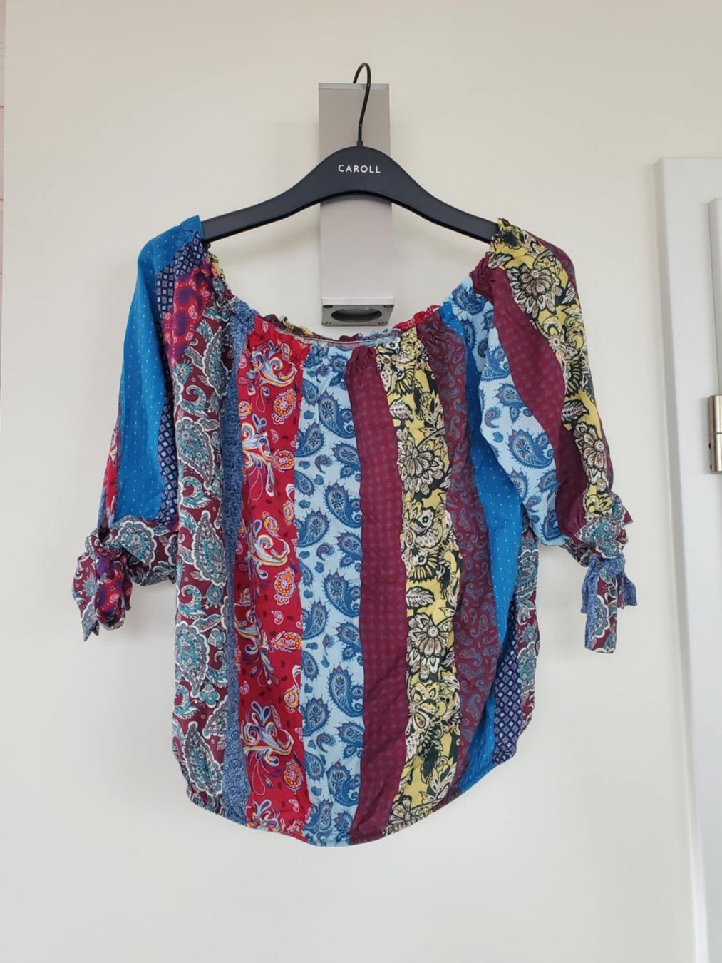 Chemisiers: Blouse épaules dénudées – D'occasion à Chancy par Sooeg_01 1