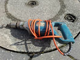 Bohrmaschine Black & Decker 13mm Stahl mit Bohrfutter 