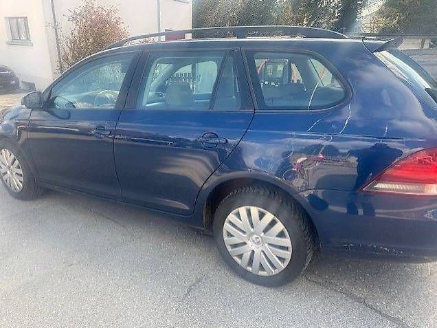 Automobili: VW GOLF Var . 1.2 2TSI – Usato da Zürich venduto da balve30 4