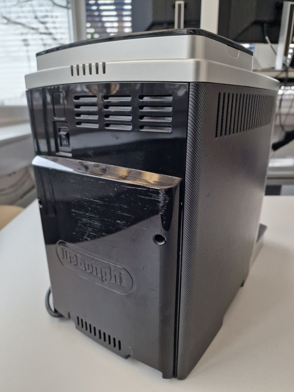 De'Longhi Kaffeemaschinen & Espressomaschinen: Kaffeemaschine De Longhi ECAM23.420 – Gebraucht aus Oftringen von Tunertune 4