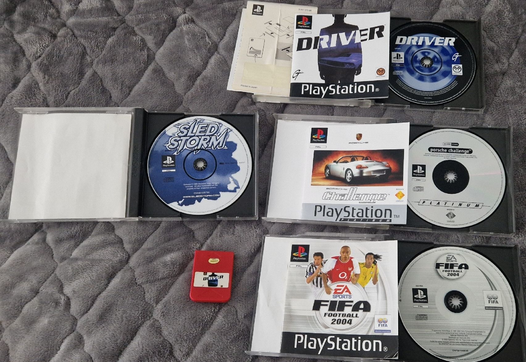 Sony Console: Lot Playstation 1 – Usato da Villars-sur-Glâne venduto da MrLobTec 4