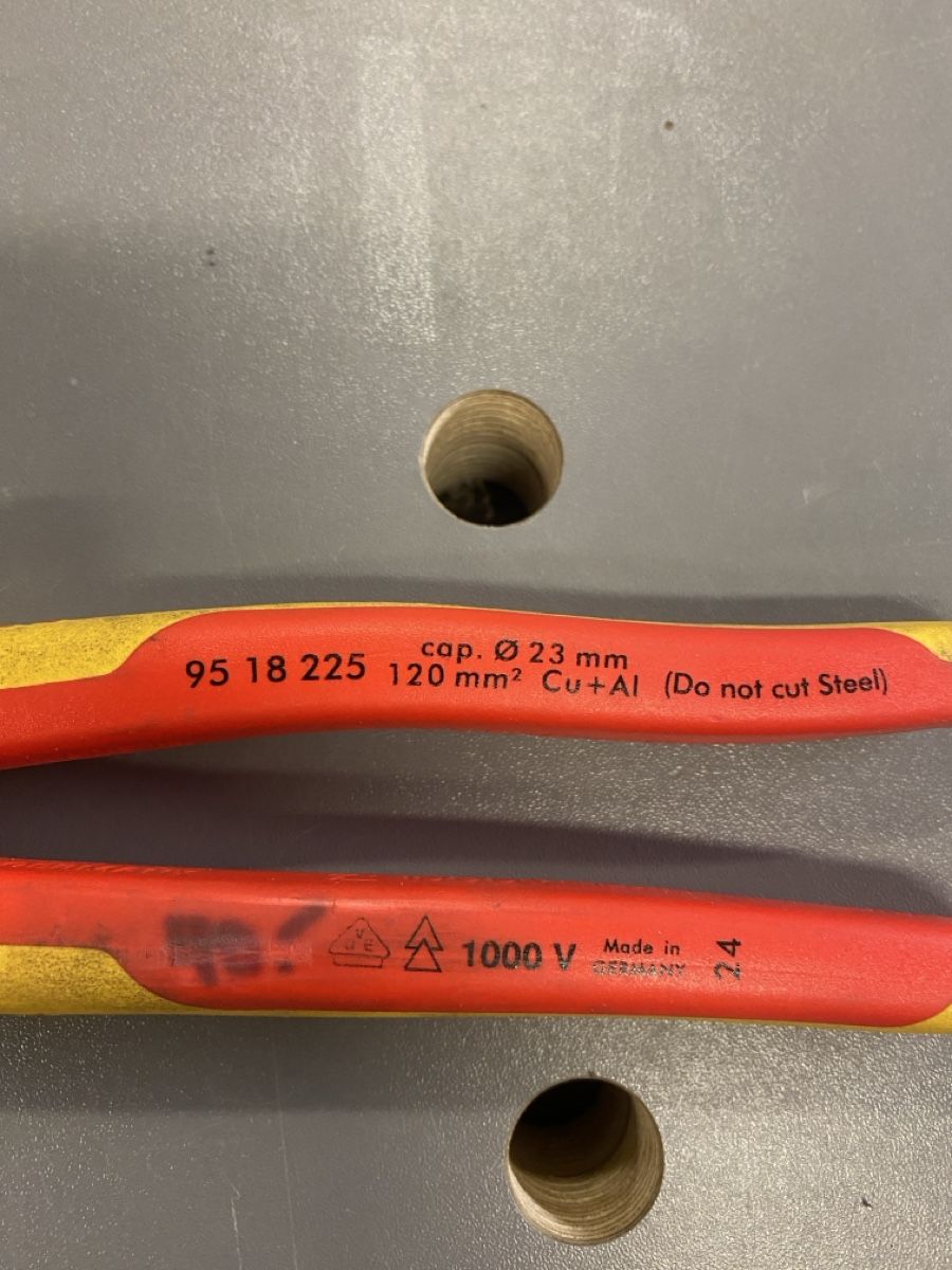 Knipex Tous les outils: Knipex Kableschere ab 1.- – D'occasion à Wabern par HK-Design 1