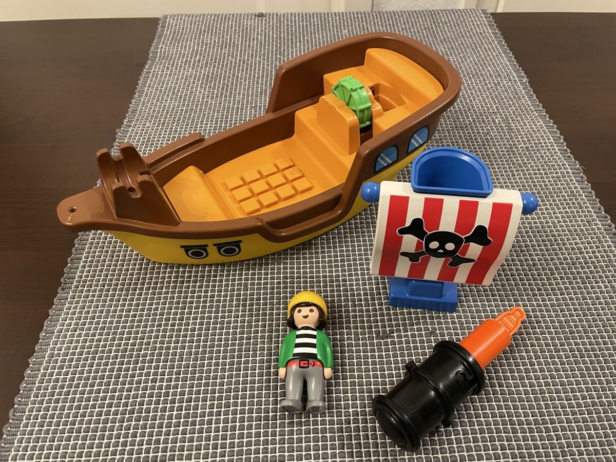 Playmobil Giocattoli: Playmobil Piratenschiff mit Kapitän – Usato da Oberwangen b. Bern venduto da Ssimon2 1