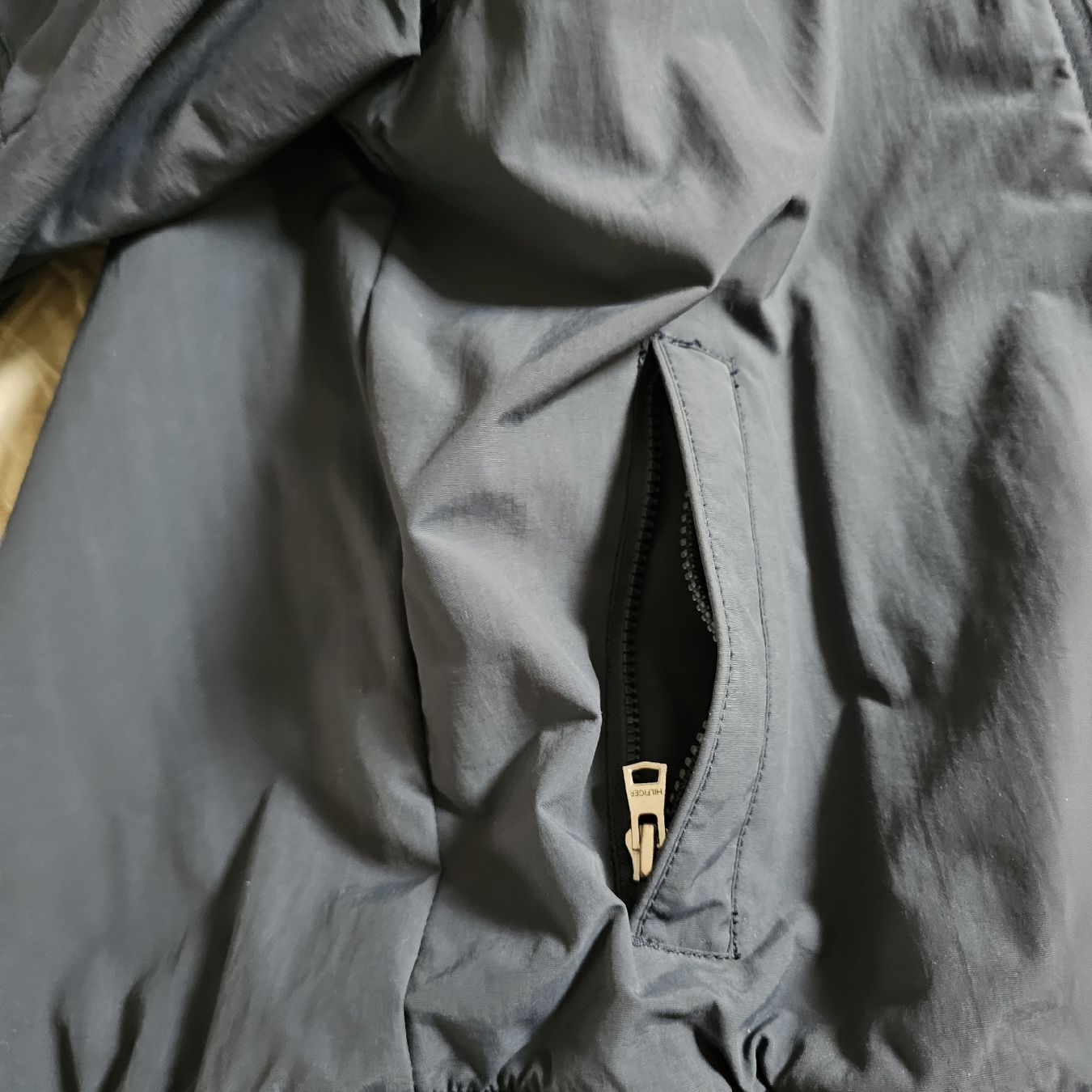 Tommy Hilfiger Giacche: Jacke Tommy Hilfiger  – Nuovo (secondo la descrizione) da St. Gallen venduto da Dreamland 4