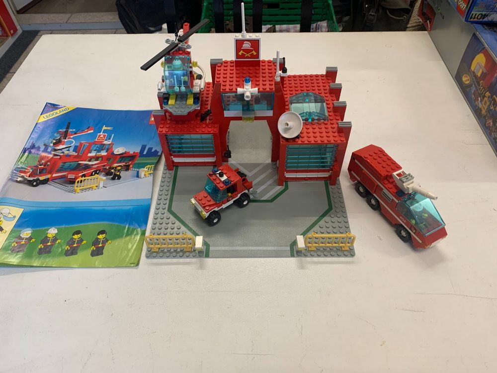 LEGO Feuerwehrhauptquartier/Fahrzeuge 6389 mit Bauanleitung (Gebraucht ...