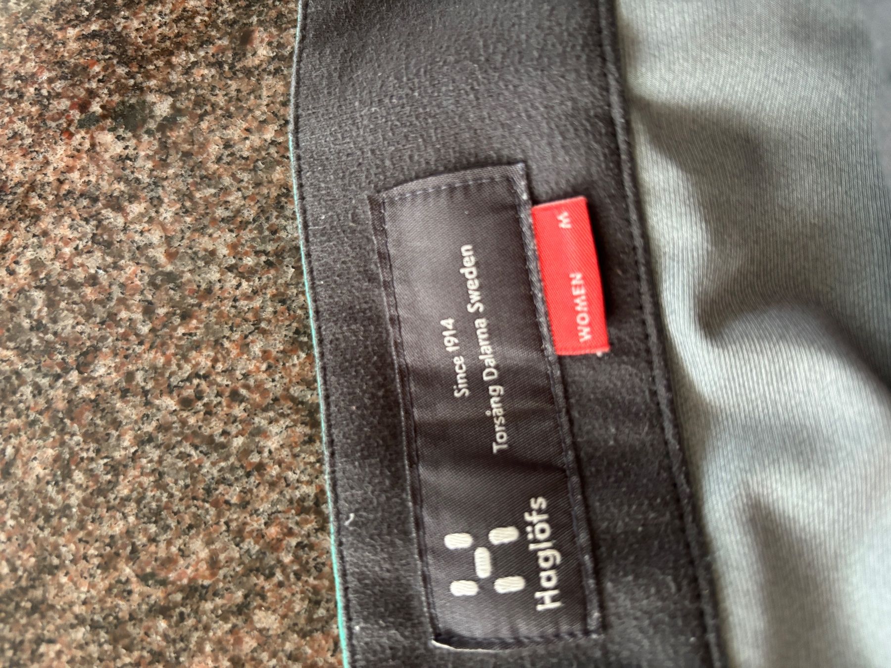Haglöfs Pantaloni: Haglöfs Hardshellhose Gr.M – Usato da Hasliberg-Hohfluh venduto da hasliberg79 2