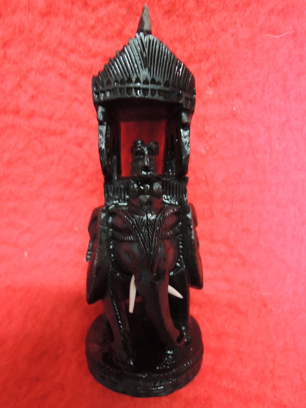 Sculture & Statue: Wunderschöne, handgeschnitzte Elefantenfigur aus Indien – Usato da Uznach venduto da rut_xrx5 1