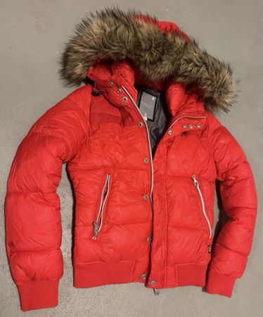 G-Star Raw Daunenjacke rot mit Kapuze neuwertig