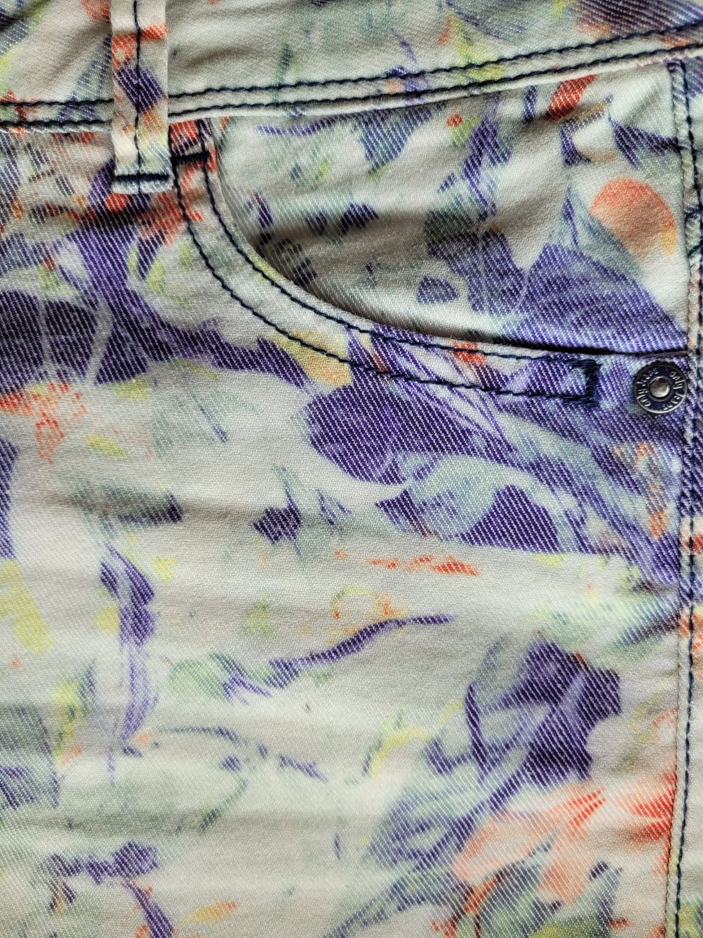 Pantaloni: Short fleuri – Usato da Villars-sur-Glâne venduto da ninisabri 3
