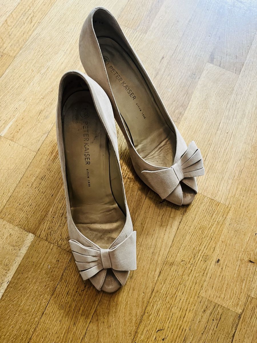 Scarpe da donna: PETER KAISER Pumps mit Schleife, 41, Beige, Sommer/He – Usato da Biel/Bienne venduto da udy01