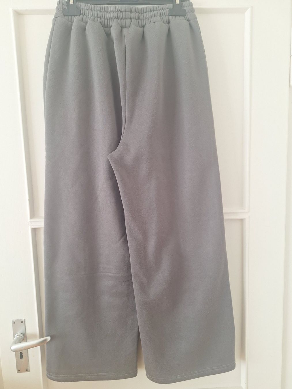 Shein Pantaloni: Pantalon jogging taille S – Usato da Lausanne venduto da anta-123 1