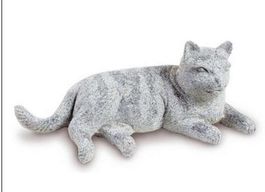 Katze liegend, Granit hellgrau