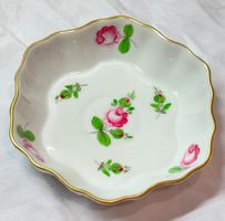 Herend Porzellan handgemalte “Petite Rose” Muster Schale