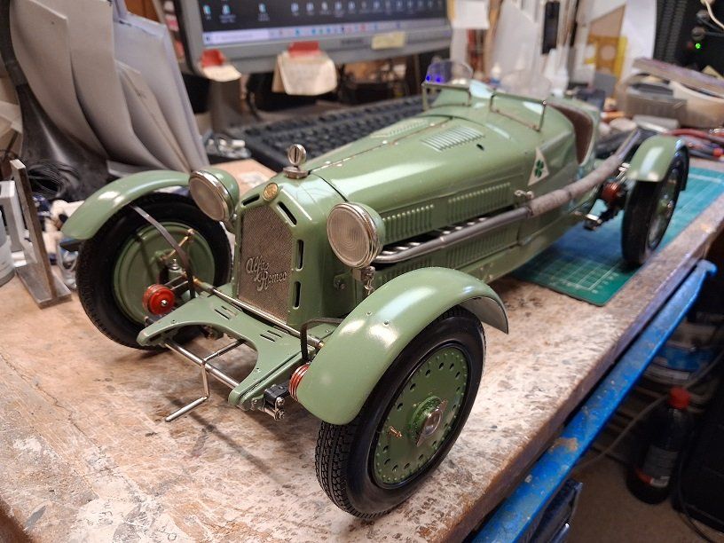 Pocher Modellini d'auto: Alfa-Roméo 8C Pocher 1/8e - Kit monté – Usato da Mézery-près-Donneloye venduto da denzer 2