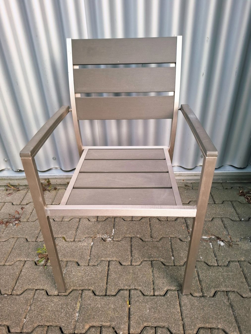 Tische: Gartentisch – Gebraucht aus Splügen von bet_rwf8 7