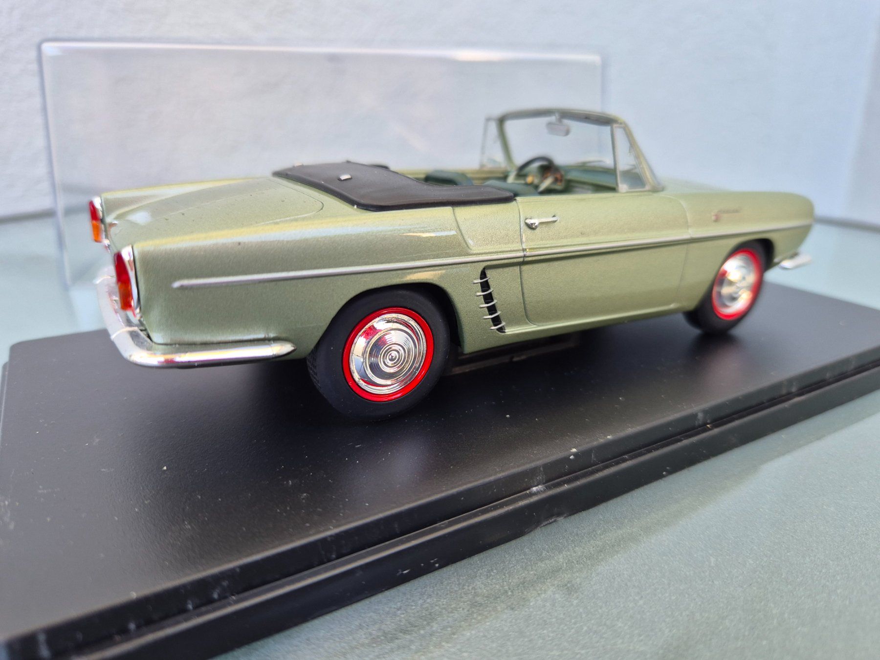 Renault Modellini d'auto: Renault Floride 1959 1:24 Hachette – Nuovo (secondo la descrizione) da Oberbuchsiten venduto da laffite54 5