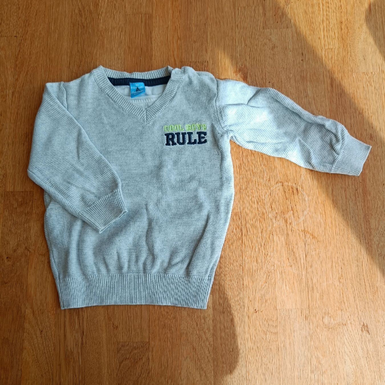 Pulls et sweat-shirts: Pullover Grösse 80 – D'occasion à Jaberg par urig17.