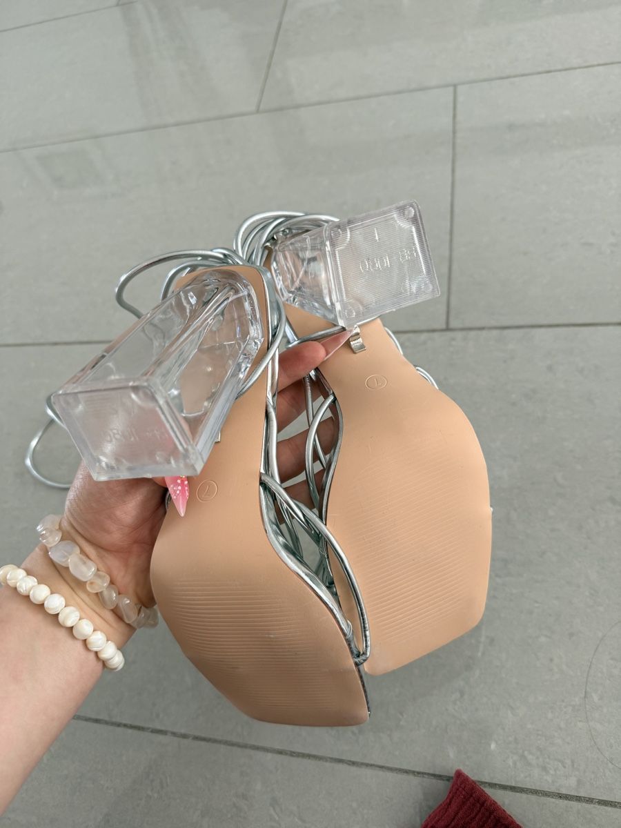 Chaussures femmes: Chrome Heels  – Neuf (Voir description) à Binz par Ladykatsumii 3