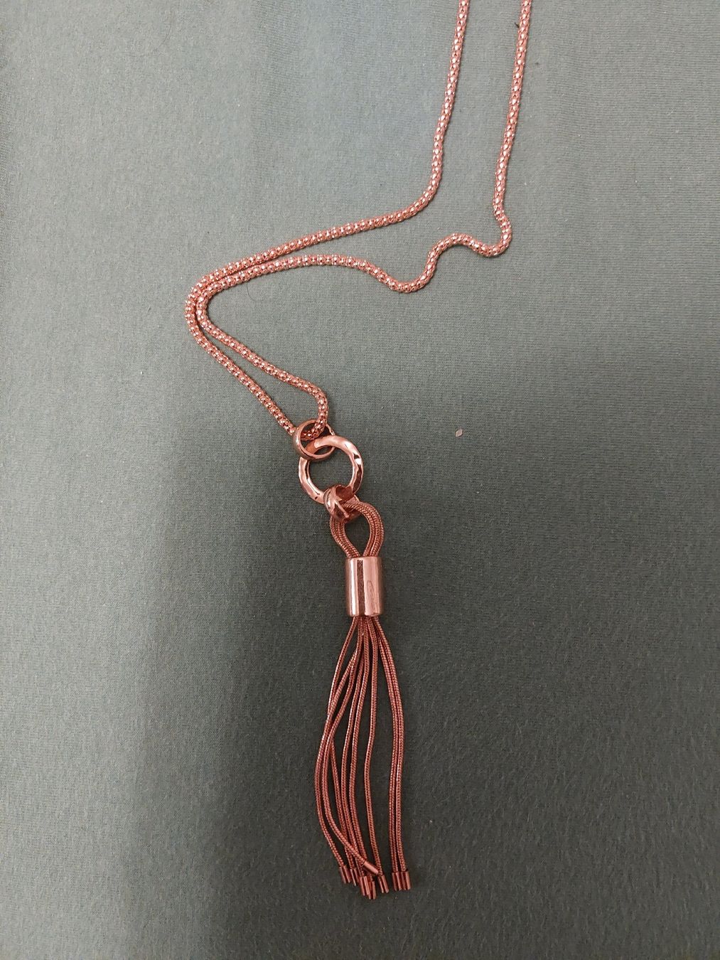 Catenine: Modische Halskette in Roségold Optik – Nuovo e nell'imballaggio originale da Gwatt (Thun) venduto da B.D.999 1