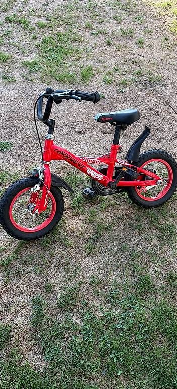 Vélos: Kinderfahrrad – D'occasion à Amriswil par m.viola