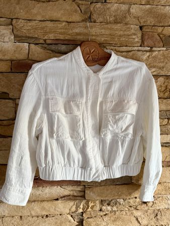 ZARA kurze Jacke aus Viskose/Leinen M/L