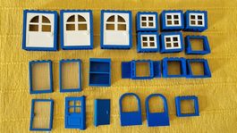 LEGO div.  Fenster und Türen, 37 Teile, in blau und weiss