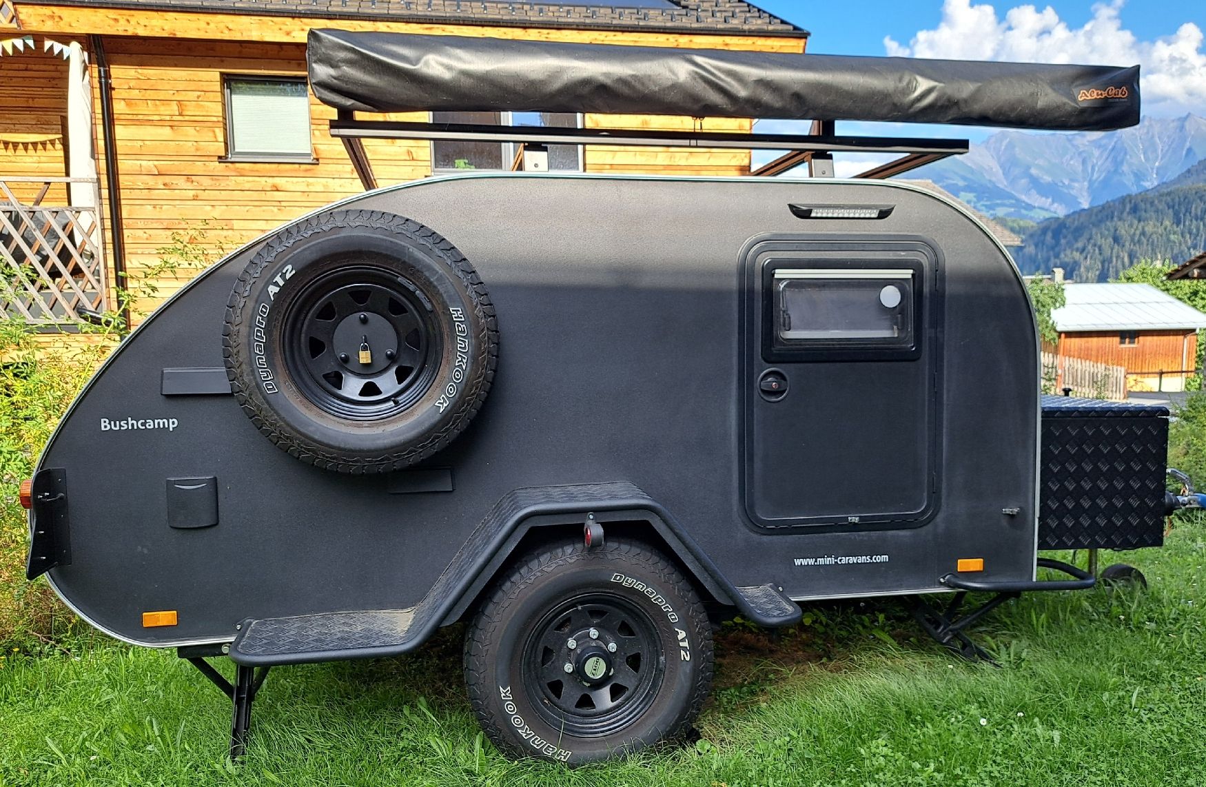 Procamp Veicoli da campeggio: Bushcamp Offroad Wohnanhänger – Nuovo (secondo la descrizione) da Waltensburg/Vuorz venduto da MChief117